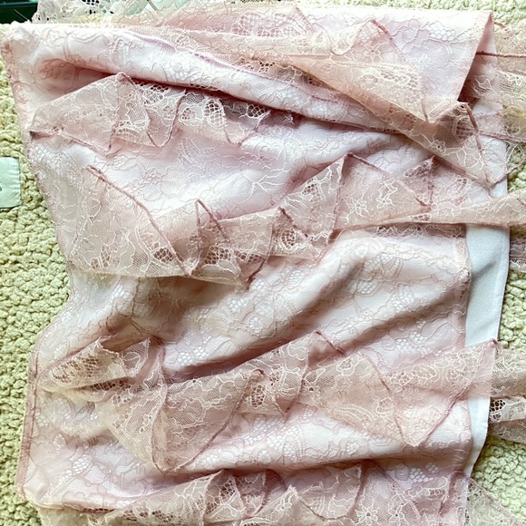 Kim Shui Ruffle Skirt - Picture 2 of 2